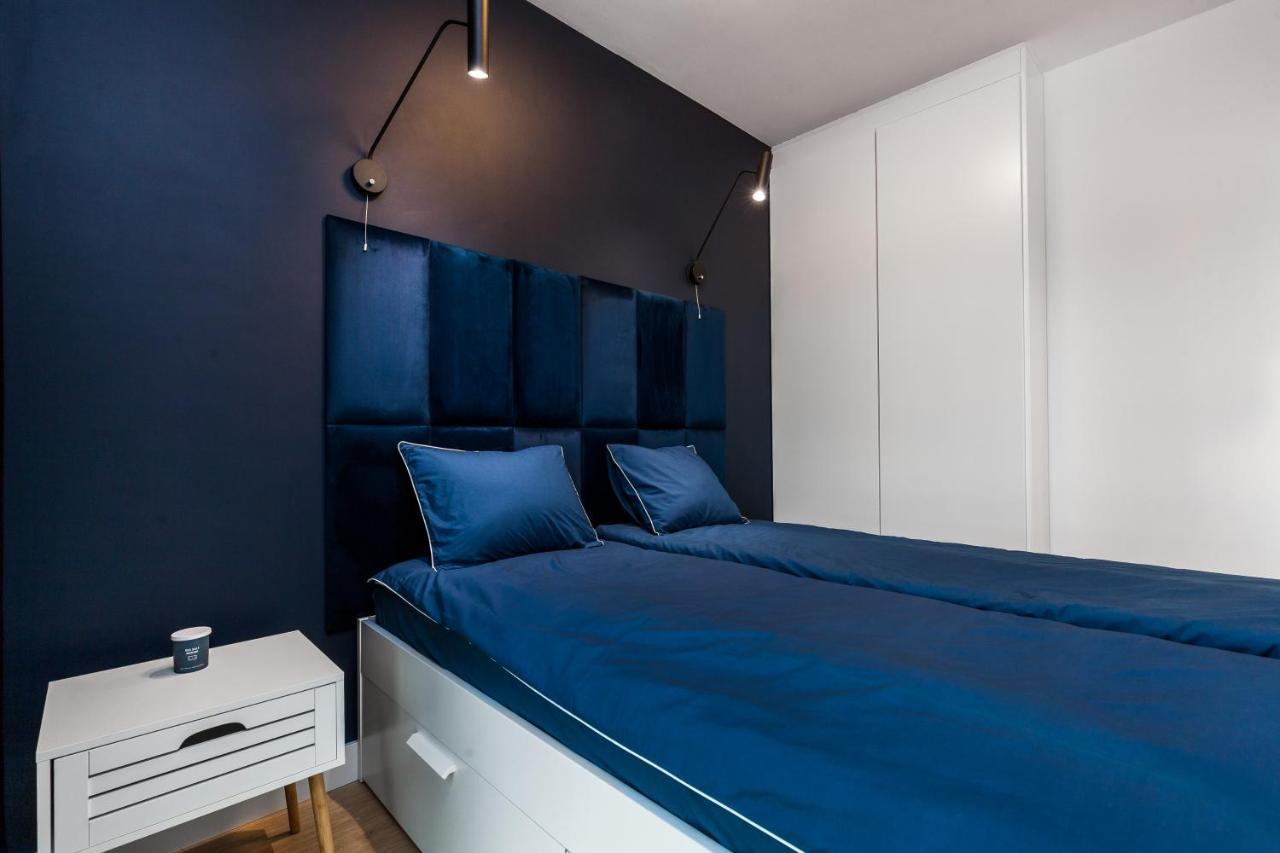 Uroczy Apartament W Centrum Starego Miasta Danzig Exterior foto